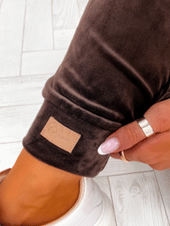 Alternative view of Pruun veluurkomplekt 637-UXM-PRUU