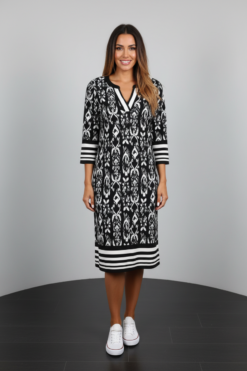 Aniston efektne soliidne stretš kleit 79702518-UXR