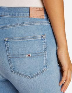 Alternative view of Tommy Jeans alt laienevad slim-fit teksad 88620605-UXR